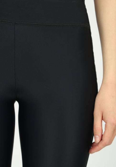 легинсы  универсального стиля с лицевой стороны