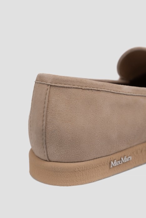 Продукция для женщин фото