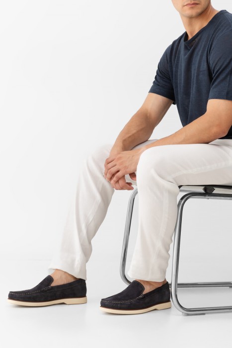 лоферы  по цене 116000 руб вид справа