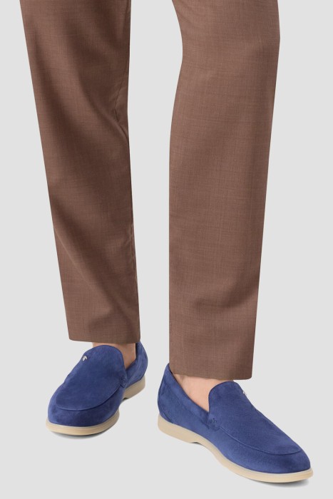 лоферы  по цене 68400 руб вид справа