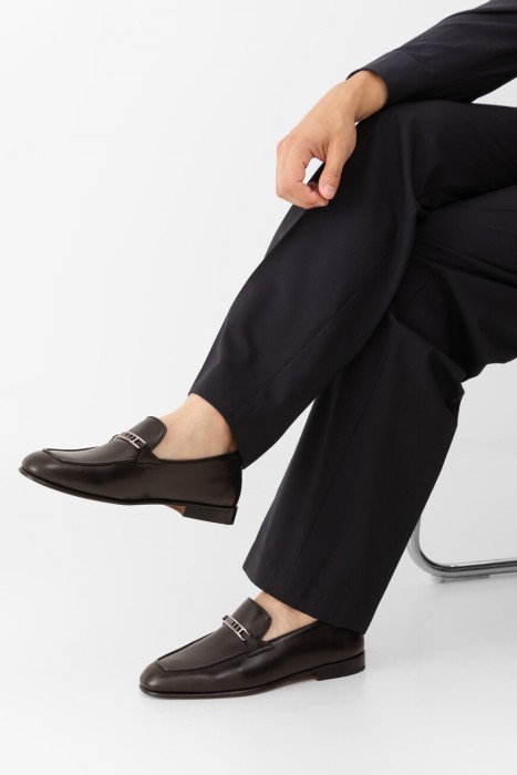 лоферы  по цене 166000 руб вид справа