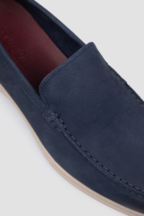 лоферы  из кожи спереди