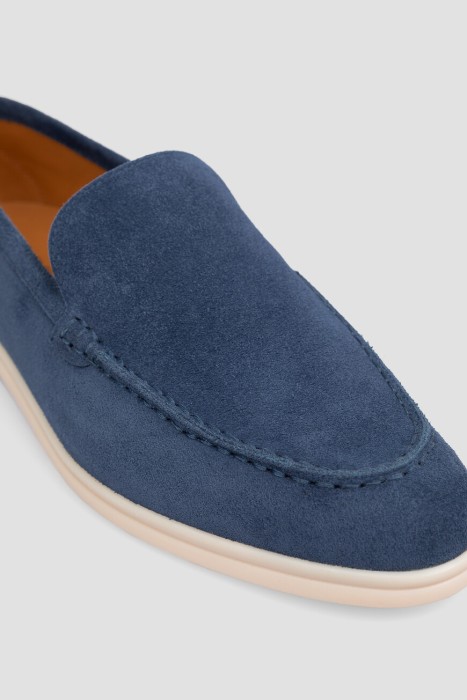 лоферы  универсального стиля с лицевой стороны