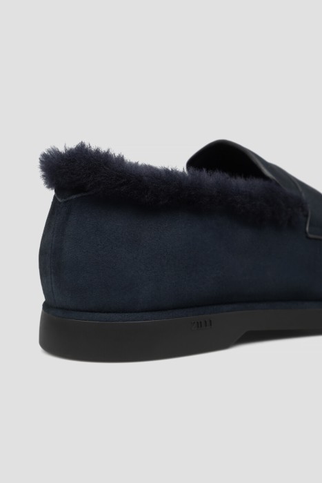 лоферы  из замши спереди