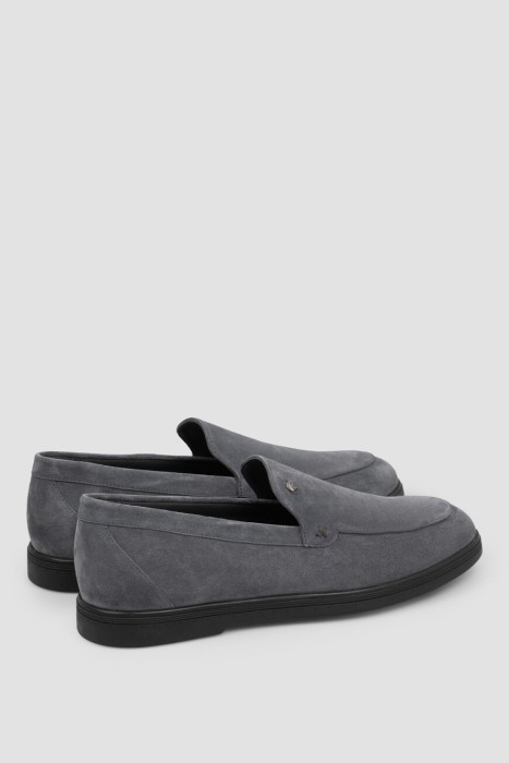 Товар серого цвета с внутренней стороны