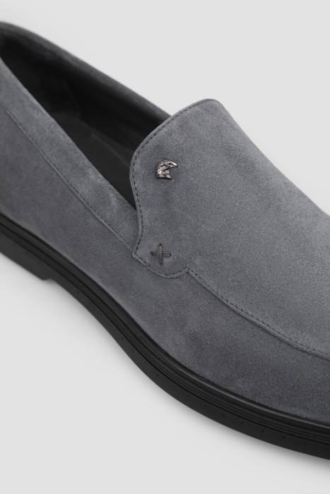 лоферы  из кожи спереди