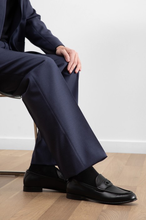 лоферы  по цене 85500 руб вид справа