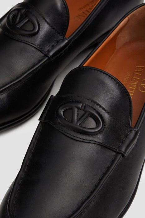 лоферы  из кожи спереди