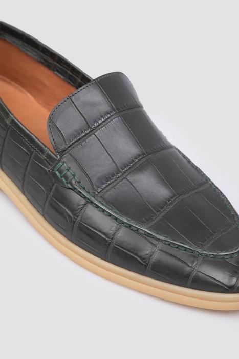 лоферы  из кожи спереди