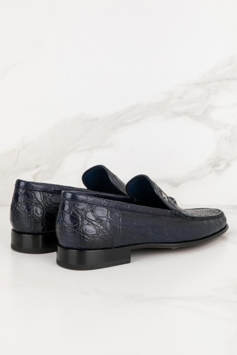 лоферы  от бренда artioli вид слева