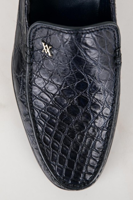 лоферы  из кожи спереди