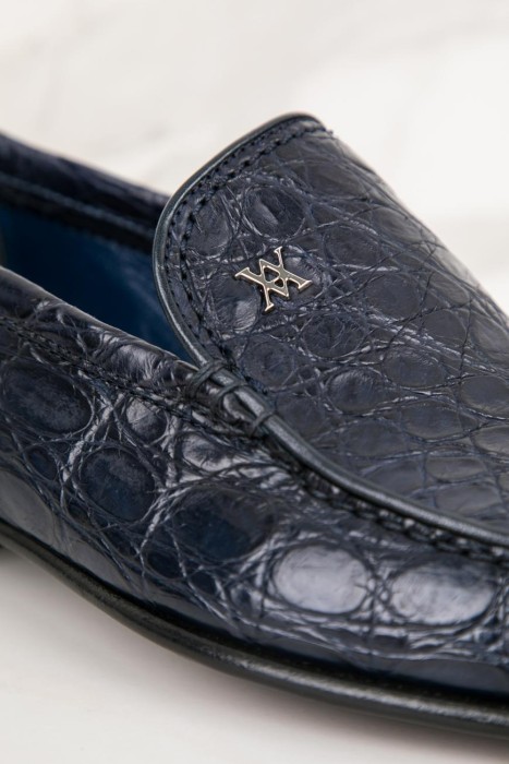 лоферы  классического стиля с лицевой стороны