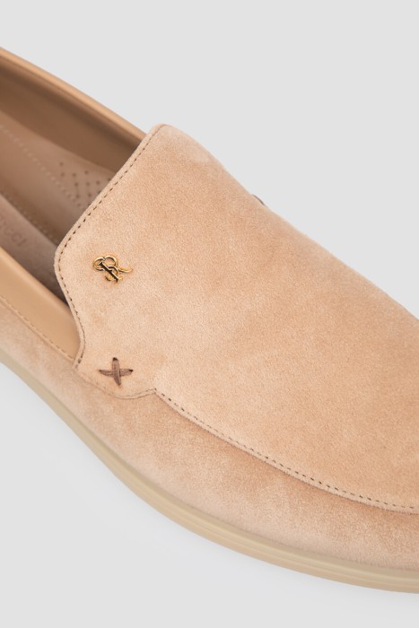 лоферы  из кожи спереди