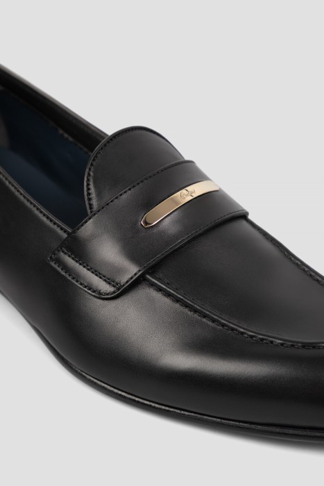 лоферы  из кожи спереди