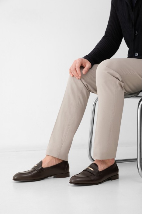 лоферы  по цене 222000 руб вид справа