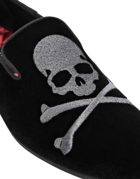 лоферы  по цене 40312 руб вид справа