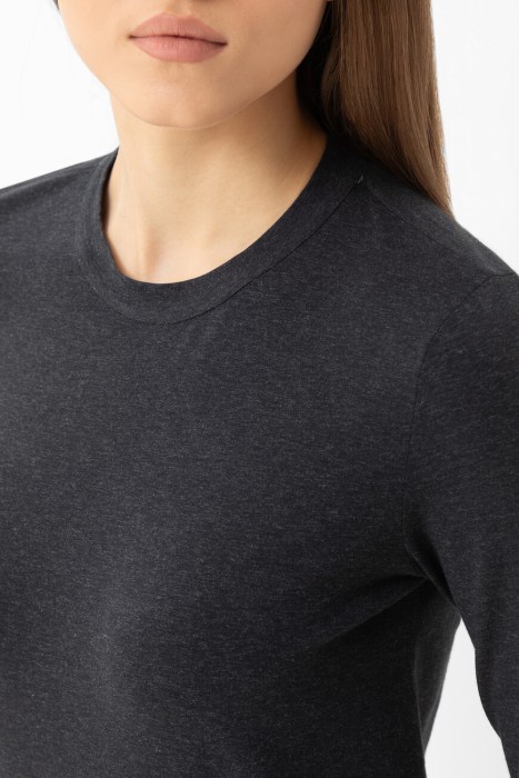 лонгслив  из италии вид сбоку