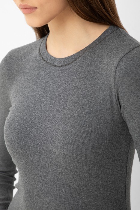 лонгслив  из италии вид сбоку