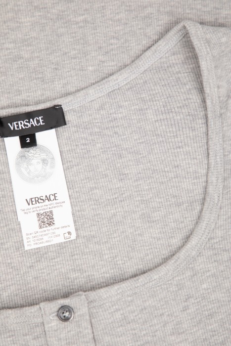 лонгслив  из хлопка спереди