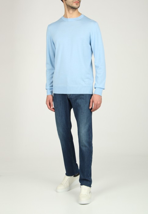 лонгслив  от бренда emporio armani вид слева