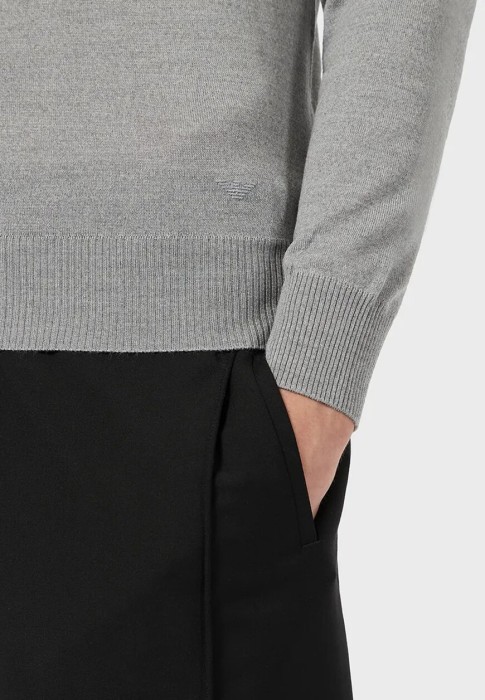 лонгслив  из проверенных материалов спереди