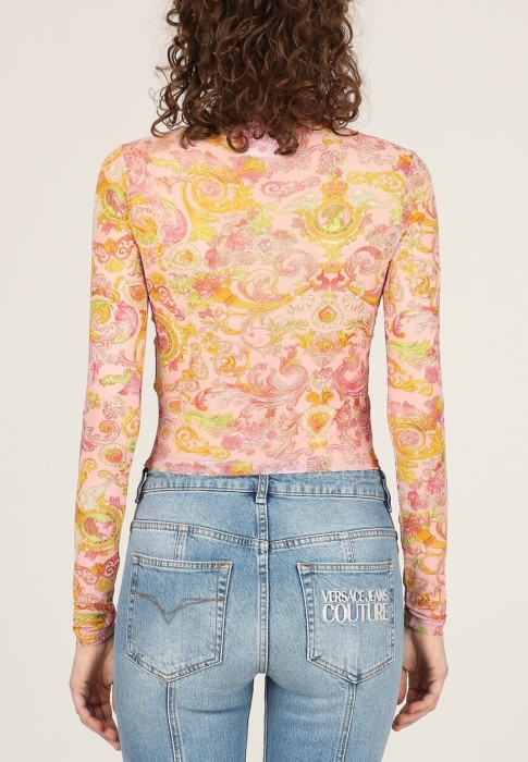 Товар розового цвета с внутренней стороны