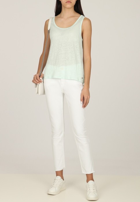 майка  по цене 9030 руб вид справа