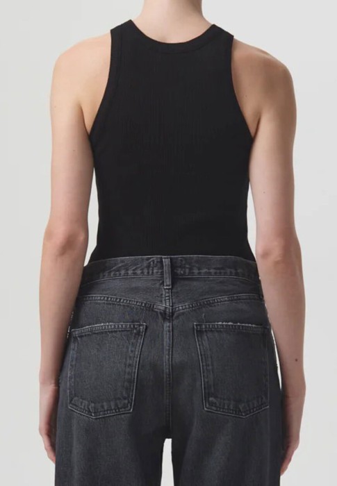 майка  из америки вид сбоку