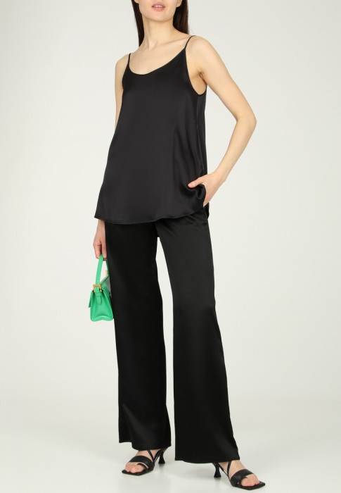 майка  по цене 30030 руб вид справа