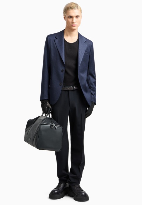 майка  от бренда emporio armani вид слева