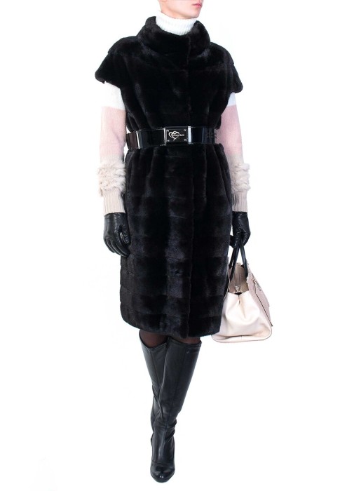 меховой жилет  от бренда mala mati вид слева