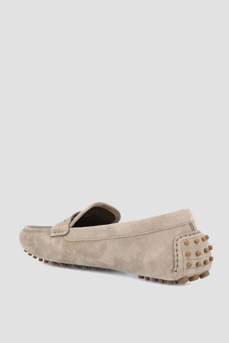 Товар серого цвета с внутренней стороны