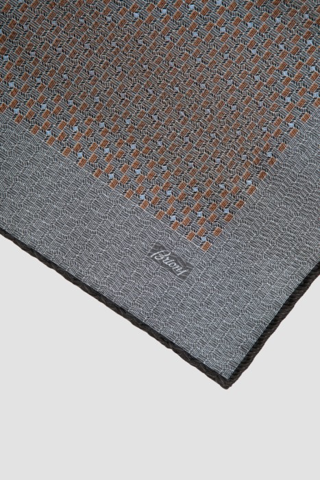 набор: галстук+платок  из шелка спереди