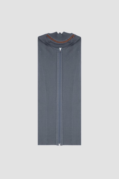 нагрудник  из италии вид сбоку