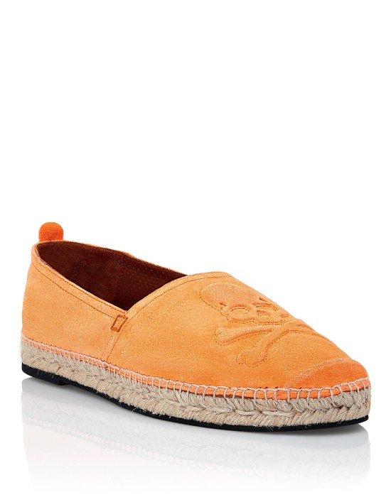 обувь повседневная  по цене 26745 руб вид справа