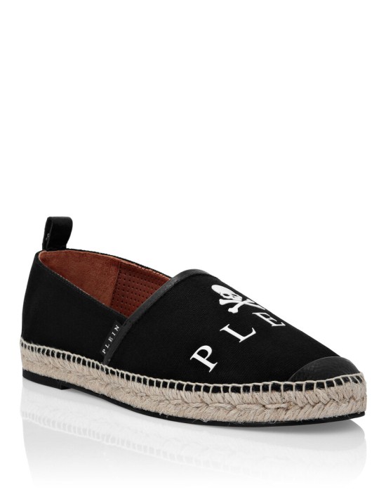 обувь повседневная от бренда philipp plein вид слева