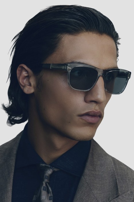 очки  модель из линейки «портняжный закат» (`sartorial sunset`) от бренда brunello cucinelli вид слева