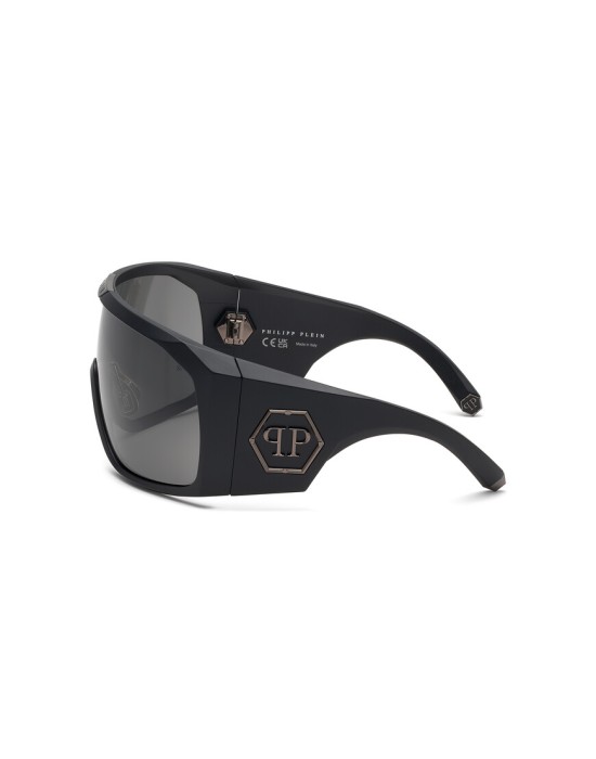 Товар черного цвета с внутренней стороны