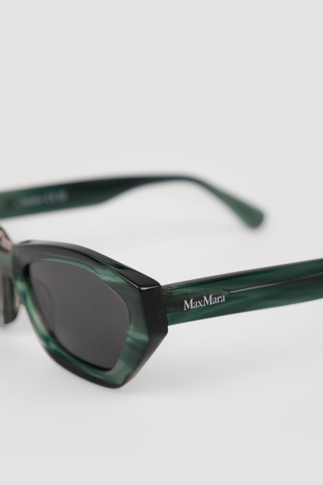 очки  из проверенных материалов спереди