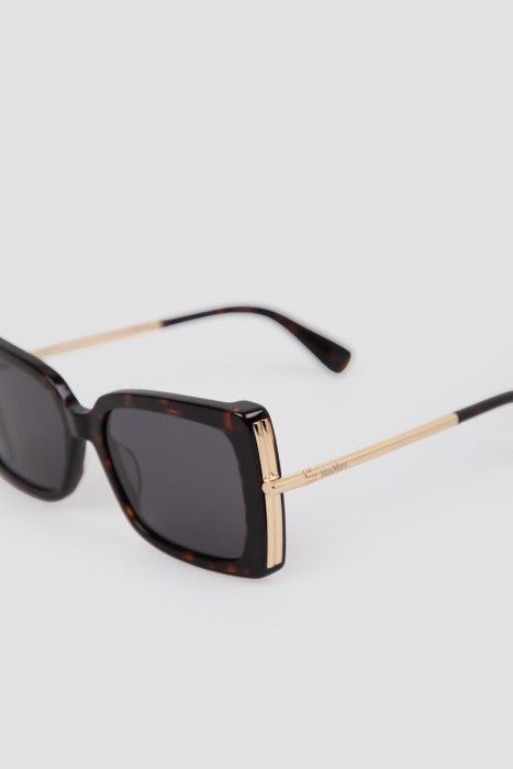 очки  из проверенных материалов спереди