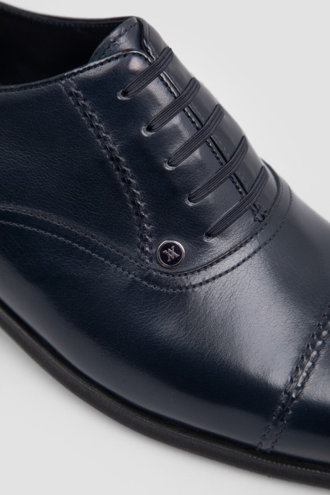 Товар синего цвета с внутренней стороны