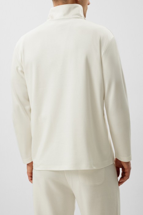 олимпийка  от бренда brioni вид слева