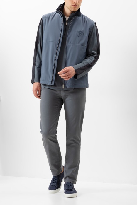 Товар синего цвета с внутренней стороны