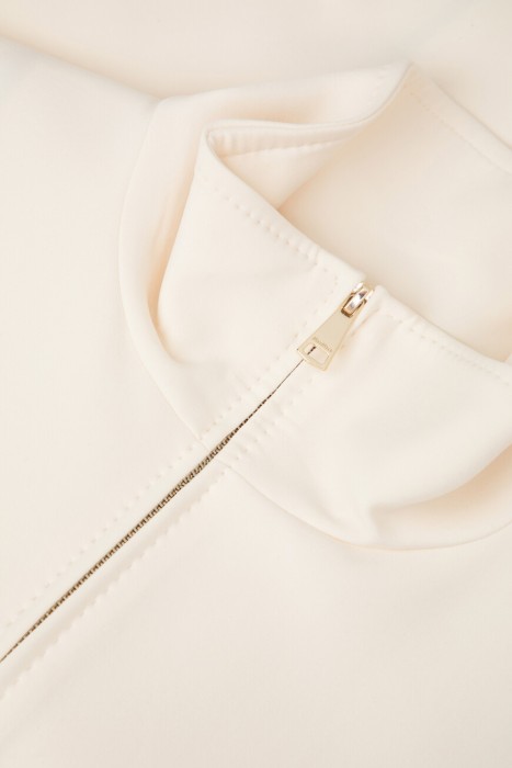 олимпийка  из полиамида спереди