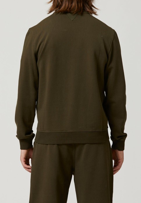 олимпийка  от бренда aeronautica militare вид слева