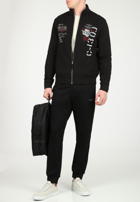 олимпийка  по цене 33900 руб вид справа