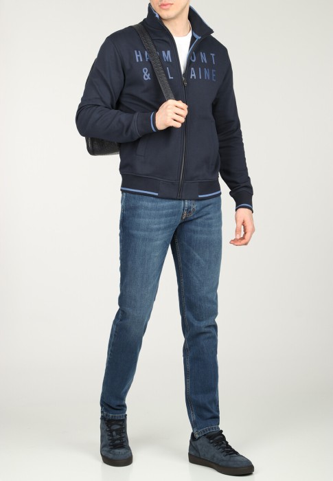 олимпийка  по цене 29900 руб вид справа