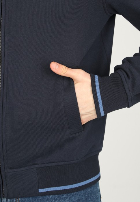 Продукция для мужчин фото