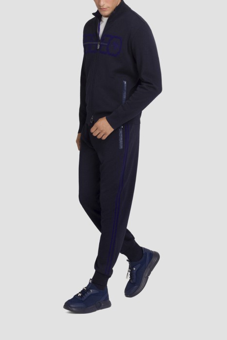 олимпийка  из кожи спереди