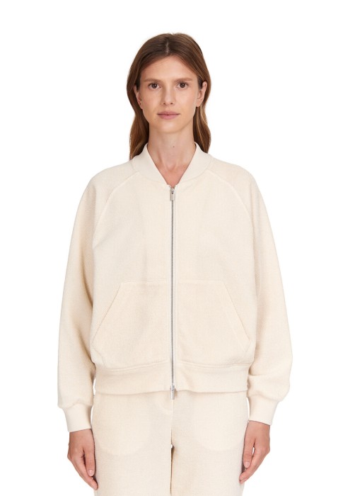 олимпийка  из италии вид сбоку